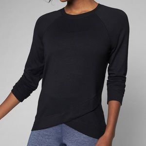 Athletes criss cross sweatshirt (black)
